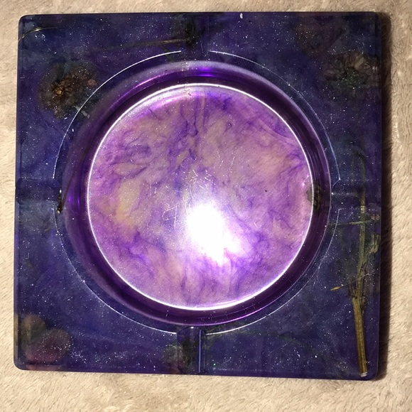 Unique Custom epoxy resin ashtray / trinket tray created by Me ๐ - Picture 6 of 10